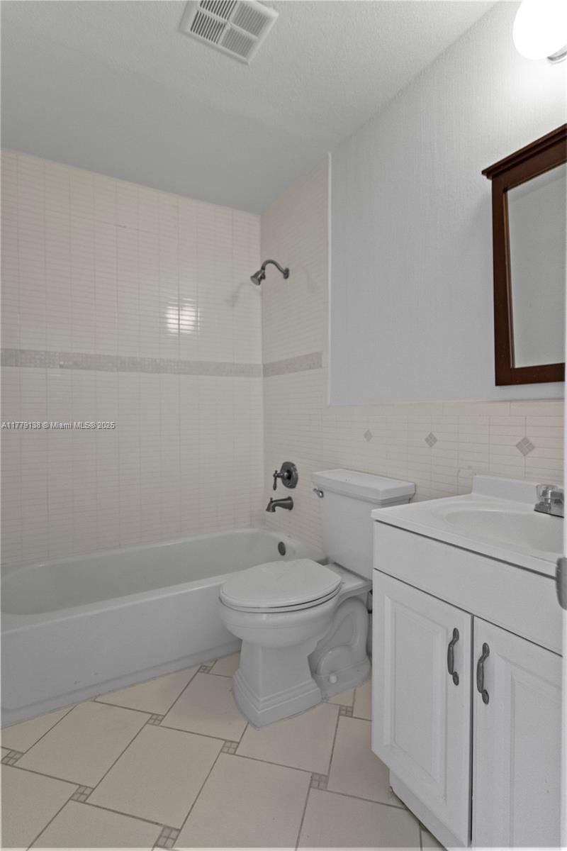 Real estate property located at 8336 37th Pl #8336, Broward, Mapleleaf Patio Villas At, Sunrise, FL