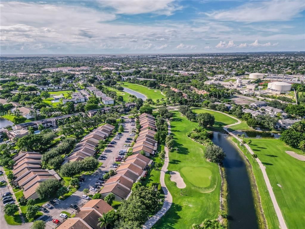 Real estate property located at 8336 37th Pl #8336, Broward, Mapleleaf Patio Villas At, Sunrise, FL