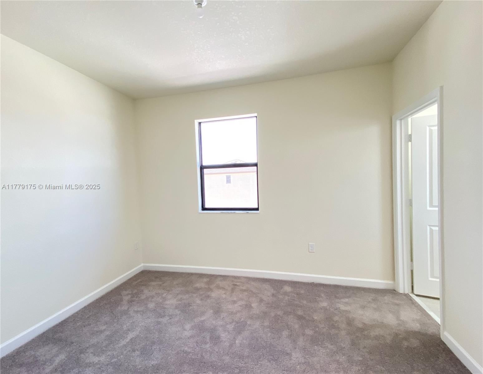 Real estate property located at 3404 114th Ter, Miami-dade, Aquabella North, Hialeah, FL