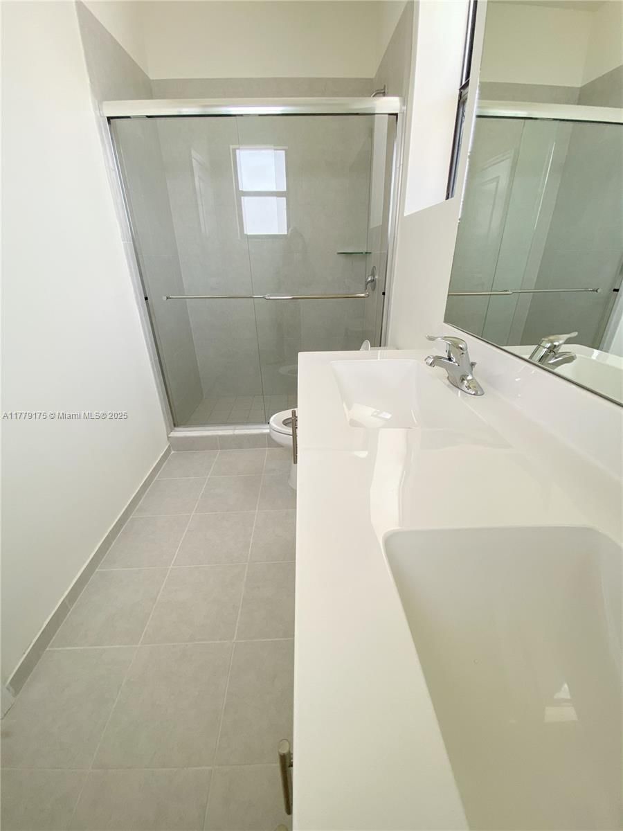 Real estate property located at 3404 114th Ter, Miami-dade, Aquabella North, Hialeah, FL