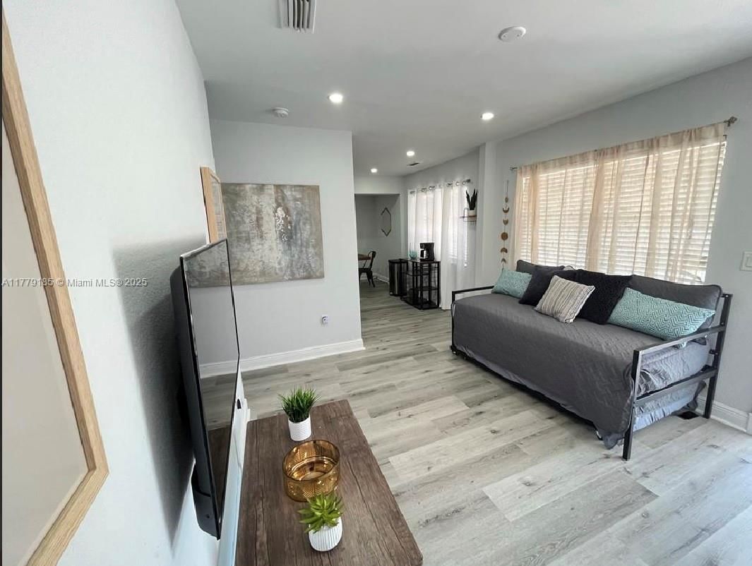 Real estate property located at 3050 52nd St, Miami-dade, Causeway Park, Miami, FL