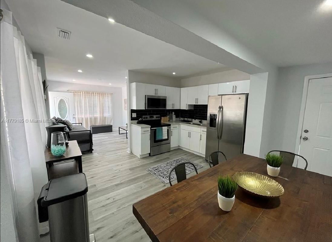 Real estate property located at 3050 52nd St, Miami-dade, Causeway Park, Miami, FL