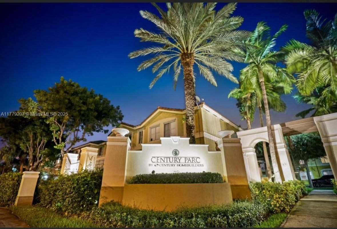 Real estate property located at 8882 Flagler St #201, Miami-dade, Century Park Condo No 2, Miami, FL