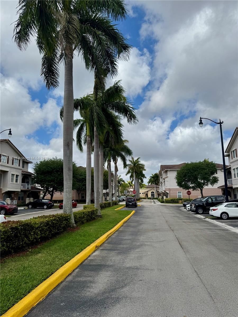 Real estate property located at 8882 Flagler St #201, Miami-dade, Century Park Condo No 2, Miami, FL
