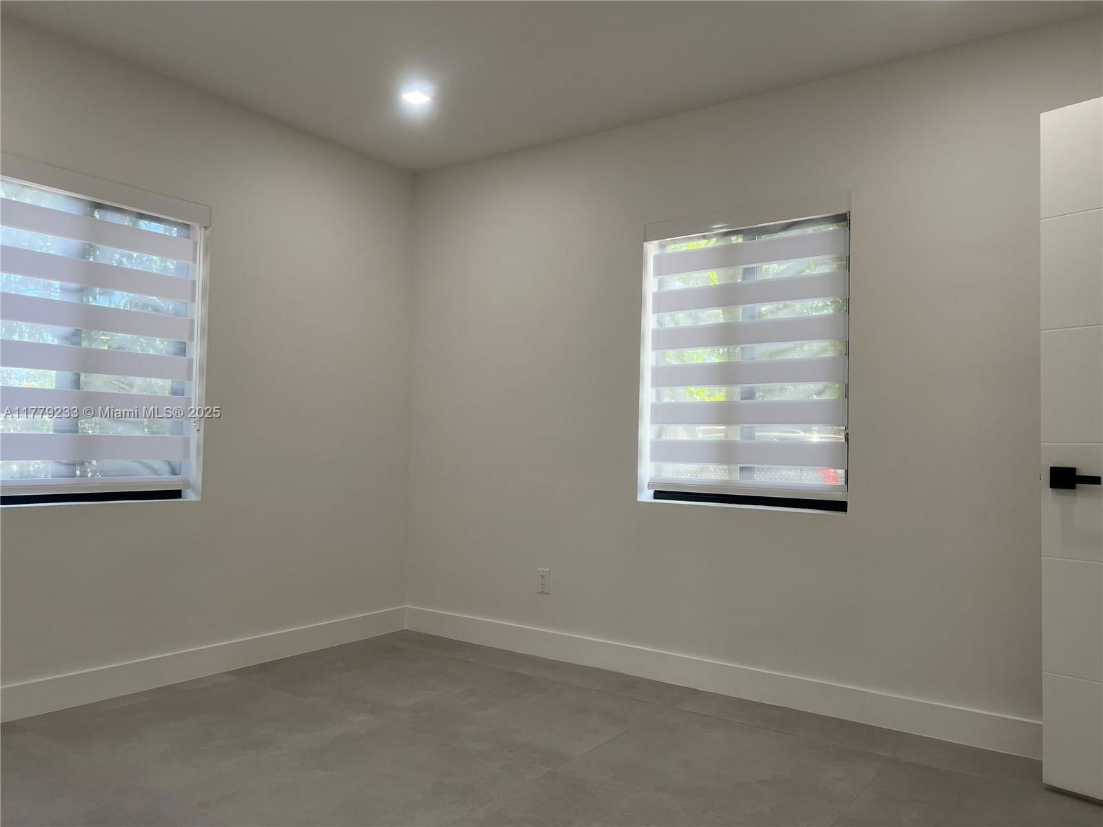 Real estate property located at 14001 10th Ave, Miami-dade, Highview Gardens Sec B, Miami, FL