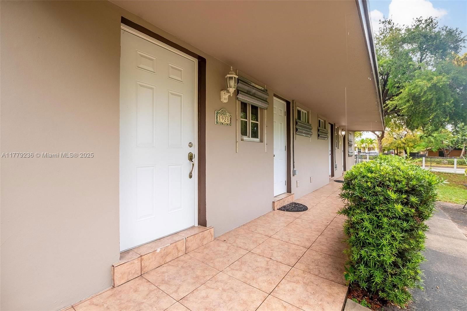 Real estate property located at 1926 Sheridan St, Broward, North Hollywood, Hollywood, FL
