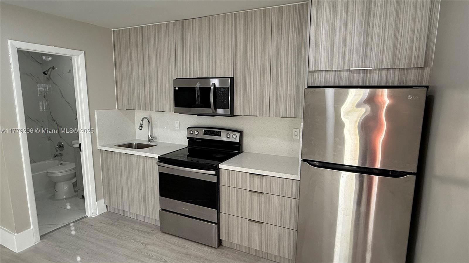 Real estate property located at 220 12th St, Broward, Monticello Park Amended P, Pompano Beach, FL