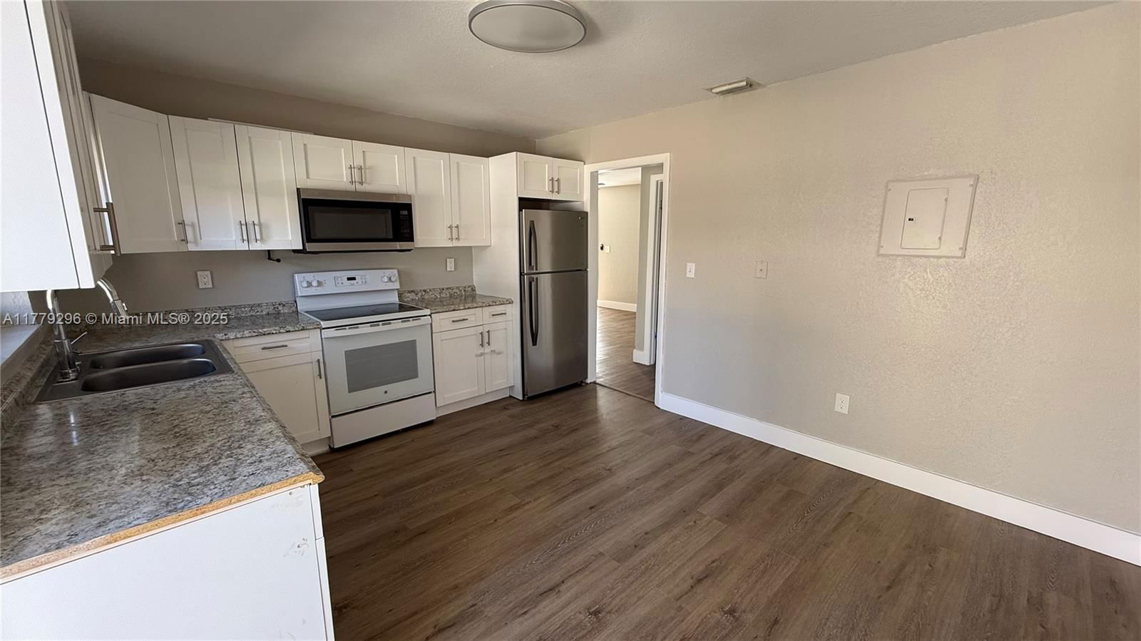 Real estate property located at 220 12th St, Broward, Monticello Park Amended P, Pompano Beach, FL