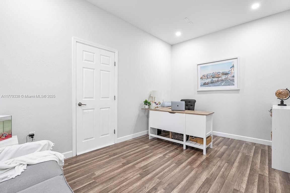 Real estate property located at 9183 171st Ct, Miami-dade, Kendall Commons Residenti, Miami, FL
