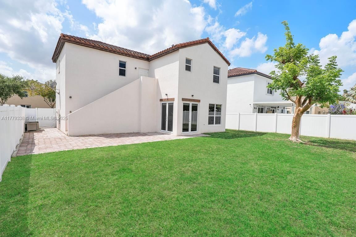 Real estate property located at 9183 171st Ct, Miami-dade, Kendall Commons Residenti, Miami, FL
