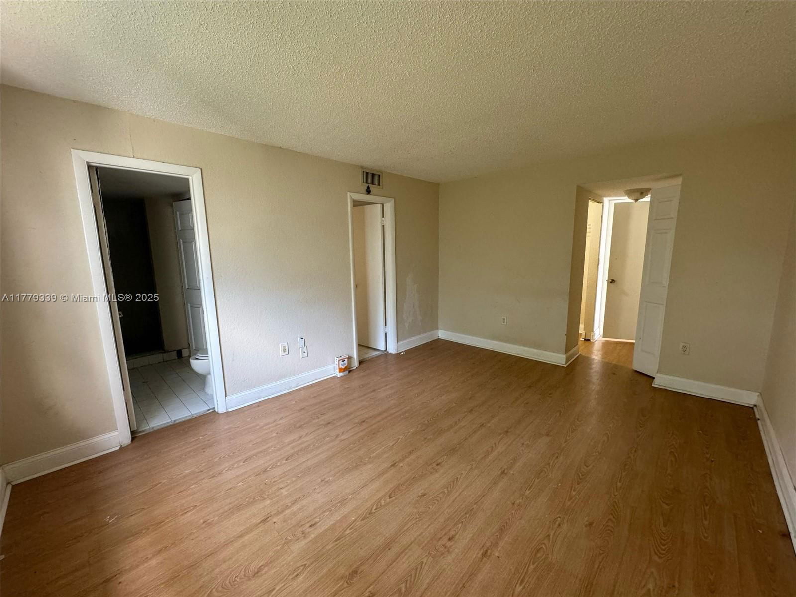 Real estate property located at 4215 University Dr #315, Broward, Springcrest Condo, Sunrise, FL