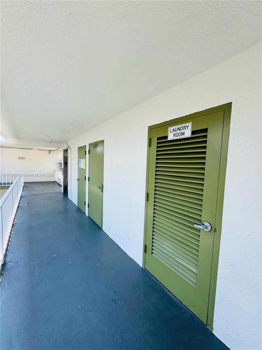 Real estate property located at 4215 University Dr #315, Broward, Springcrest Condo, Sunrise, FL