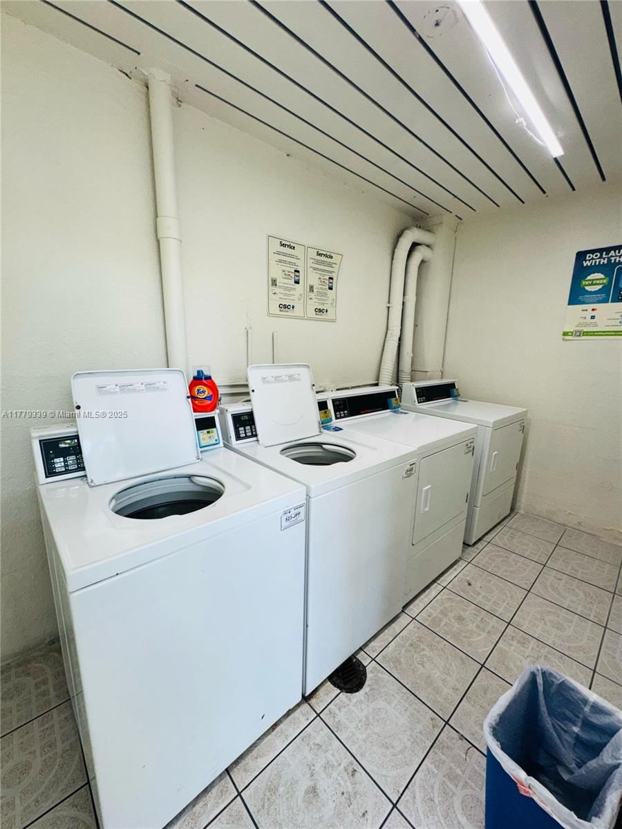 Real estate property located at 4215 University Dr #315, Broward, Springcrest Condo, Sunrise, FL