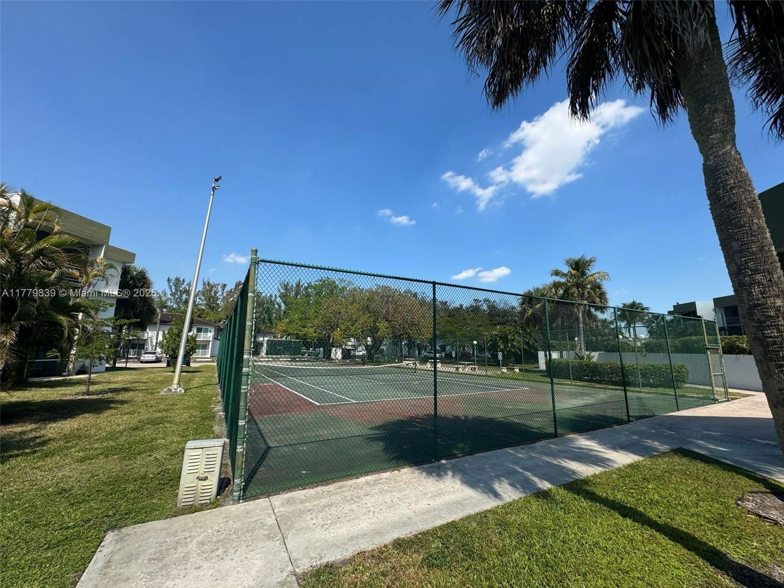Real estate property located at 4215 University Dr #315, Broward, Springcrest Condo, Sunrise, FL