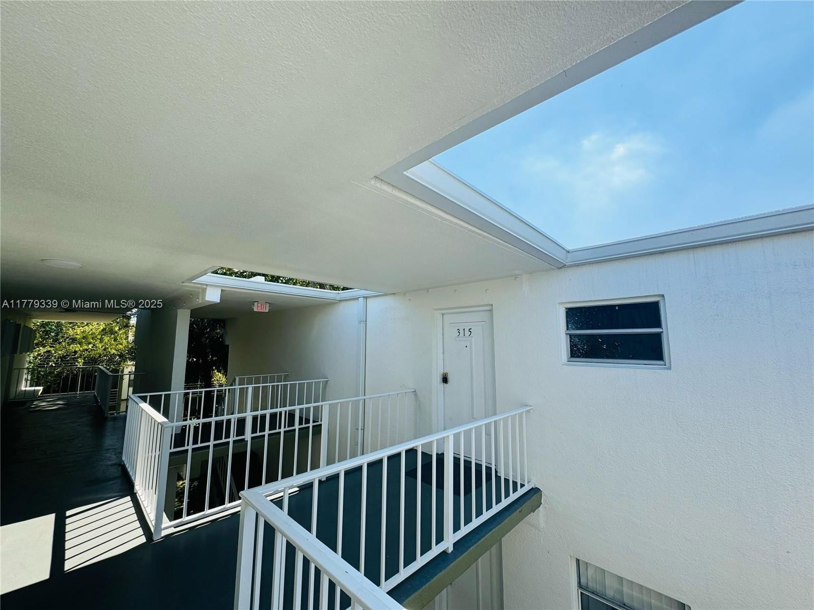 Real estate property located at 4215 University Dr #315, Broward, Springcrest Condo, Sunrise, FL