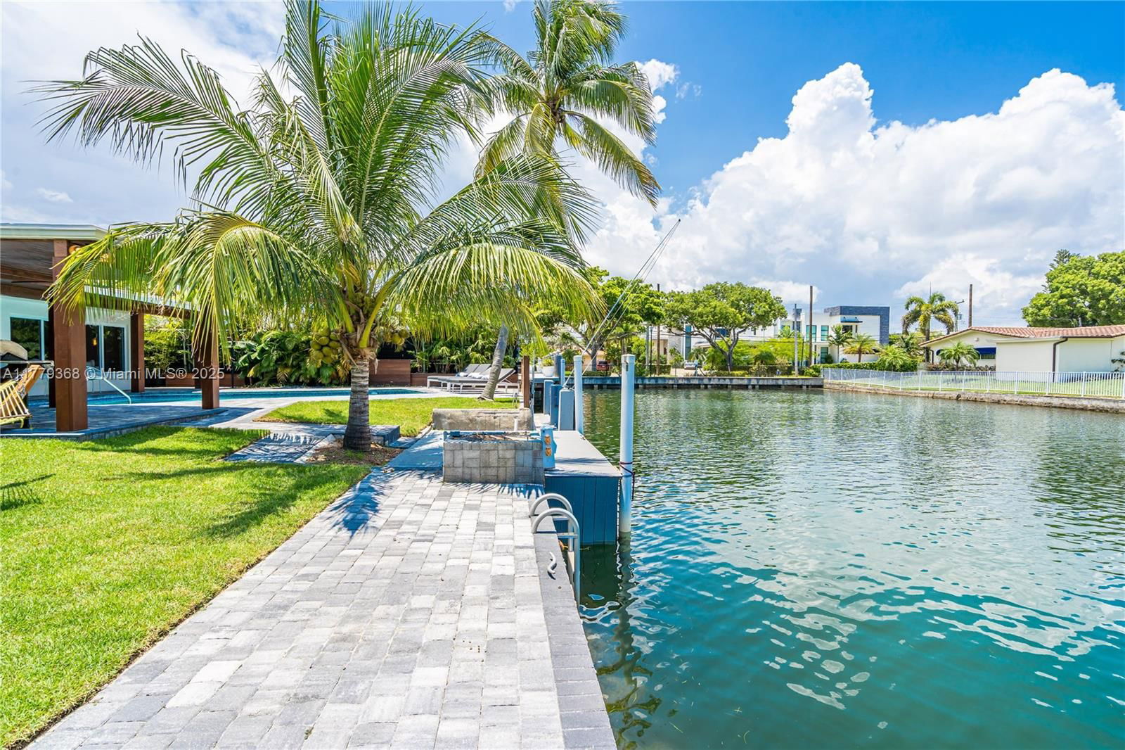 Real estate property located at 2243 Bayview Ln, Miami-dade, Keystone Island No 2, North Miami, FL