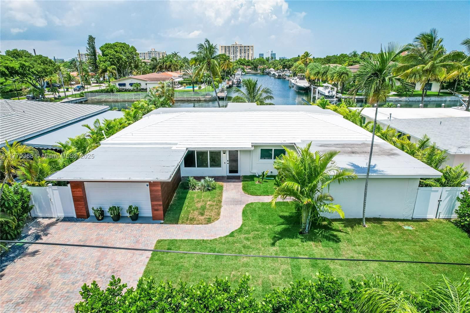 Real estate property located at 2243 Bayview Ln, Miami-dade, Keystone Island No 2, North Miami, FL