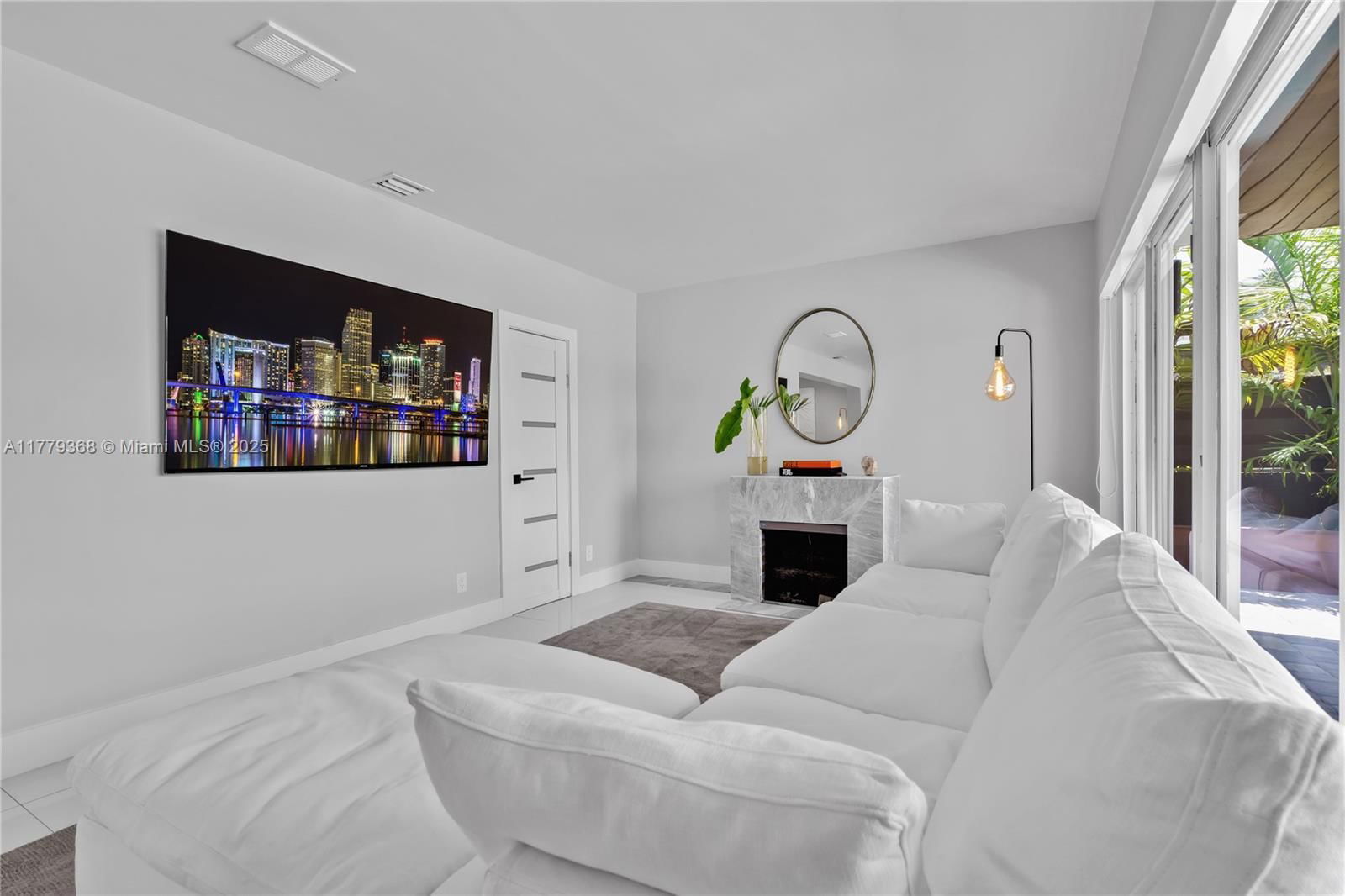 Real estate property located at 2243 Bayview Ln, Miami-dade, Keystone Island No 2, North Miami, FL