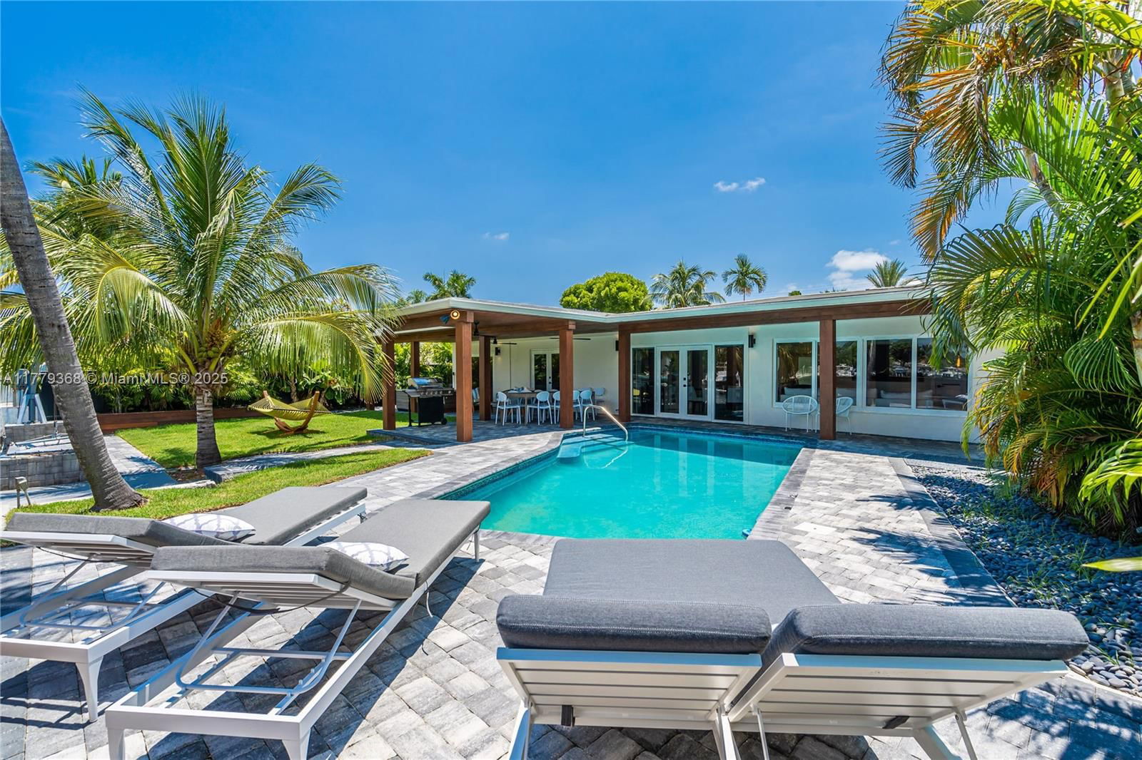Real estate property located at 2243 Bayview Ln, Miami-dade, Keystone Island No 2, North Miami, FL