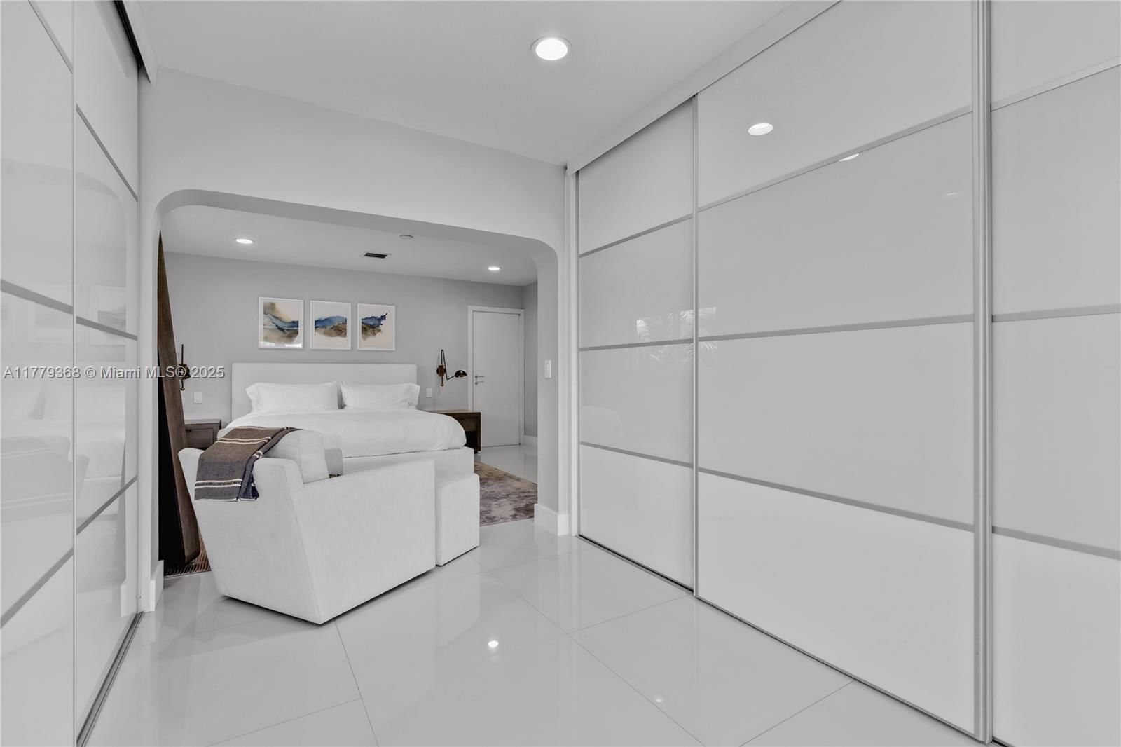 Real estate property located at 2243 Bayview Ln, Miami-dade, Keystone Island No 2, North Miami, FL