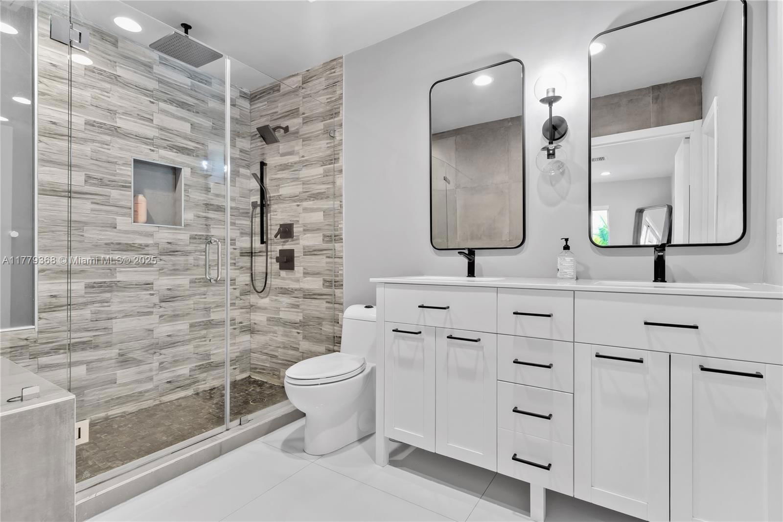 Real estate property located at 2243 Bayview Ln, Miami-dade, Keystone Island No 2, North Miami, FL