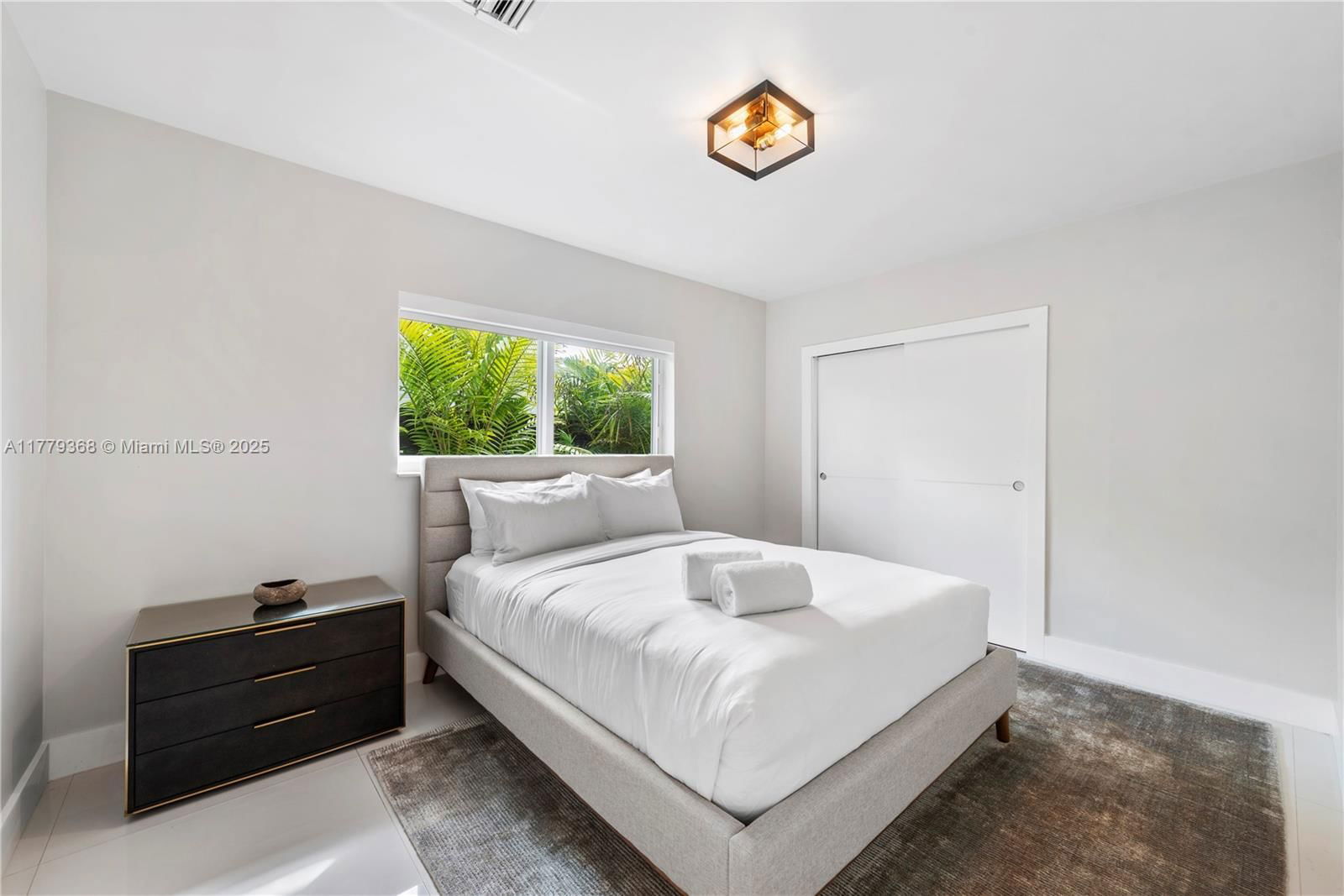 Real estate property located at 2243 Bayview Ln, Miami-dade, Keystone Island No 2, North Miami, FL