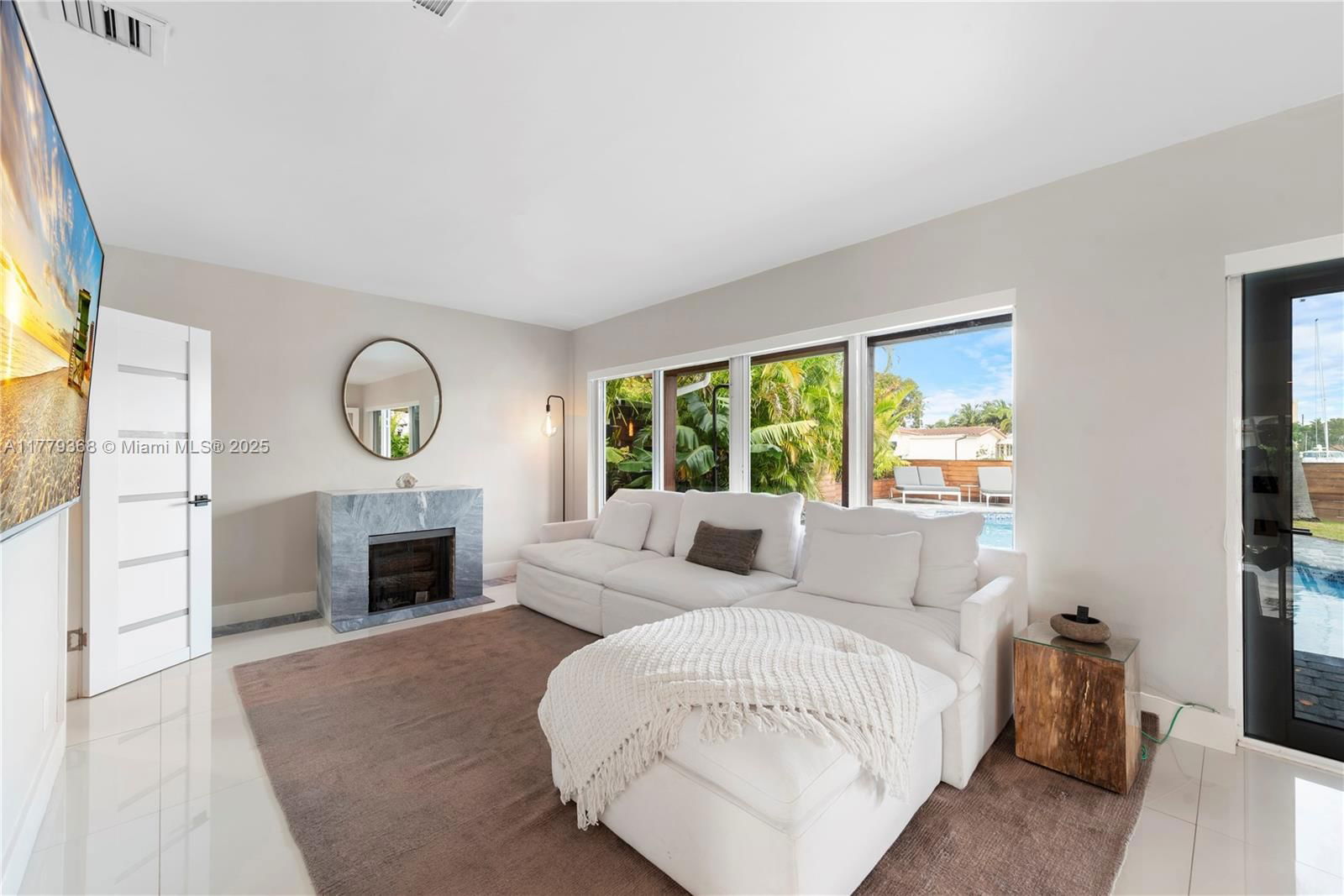 Real estate property located at 2243 Bayview Ln, Miami-dade, Keystone Island No 2, North Miami, FL