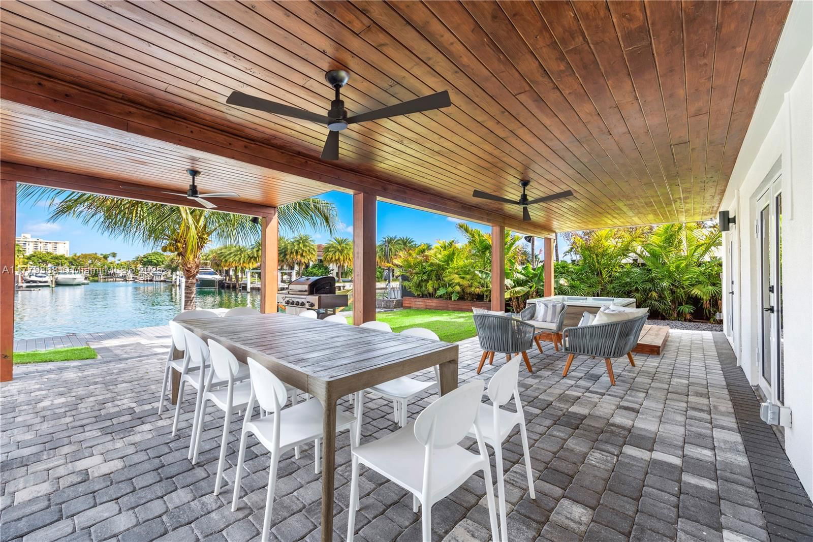 Real estate property located at 2243 Bayview Ln, Miami-dade, Keystone Island No 2, North Miami, FL