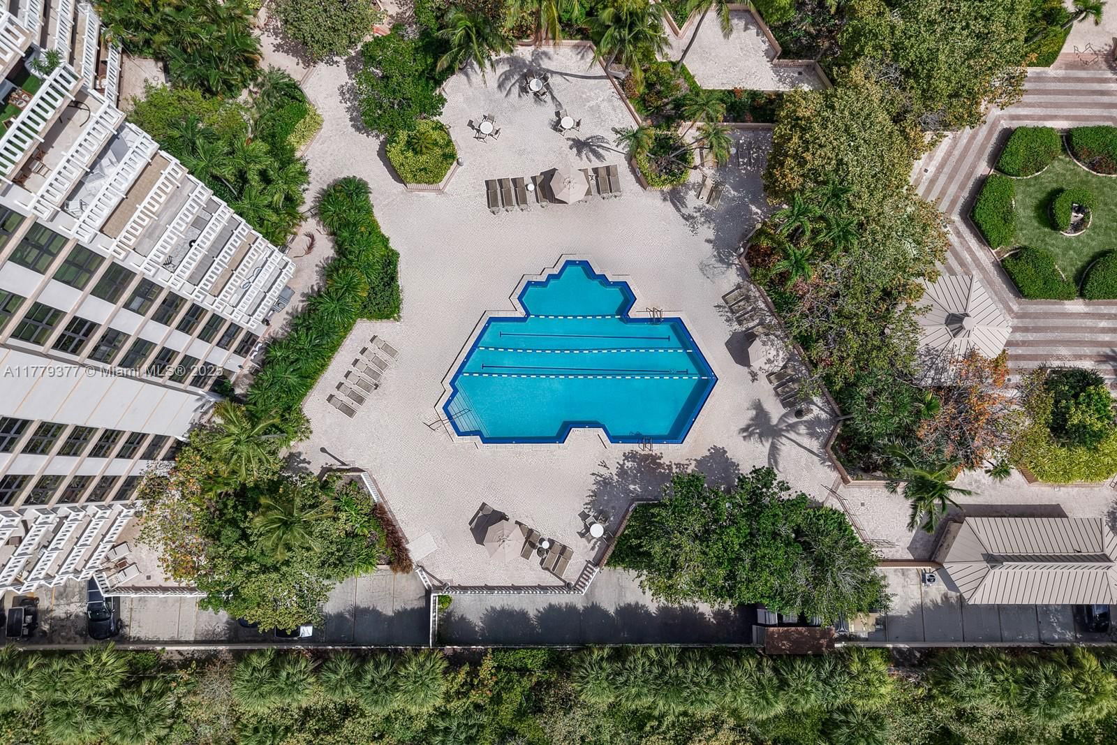 Real estate property located at 1121 Crandon Blvd F702, Miami-dade, Towers Of Key Biscayne Co, Key Biscayne, FL