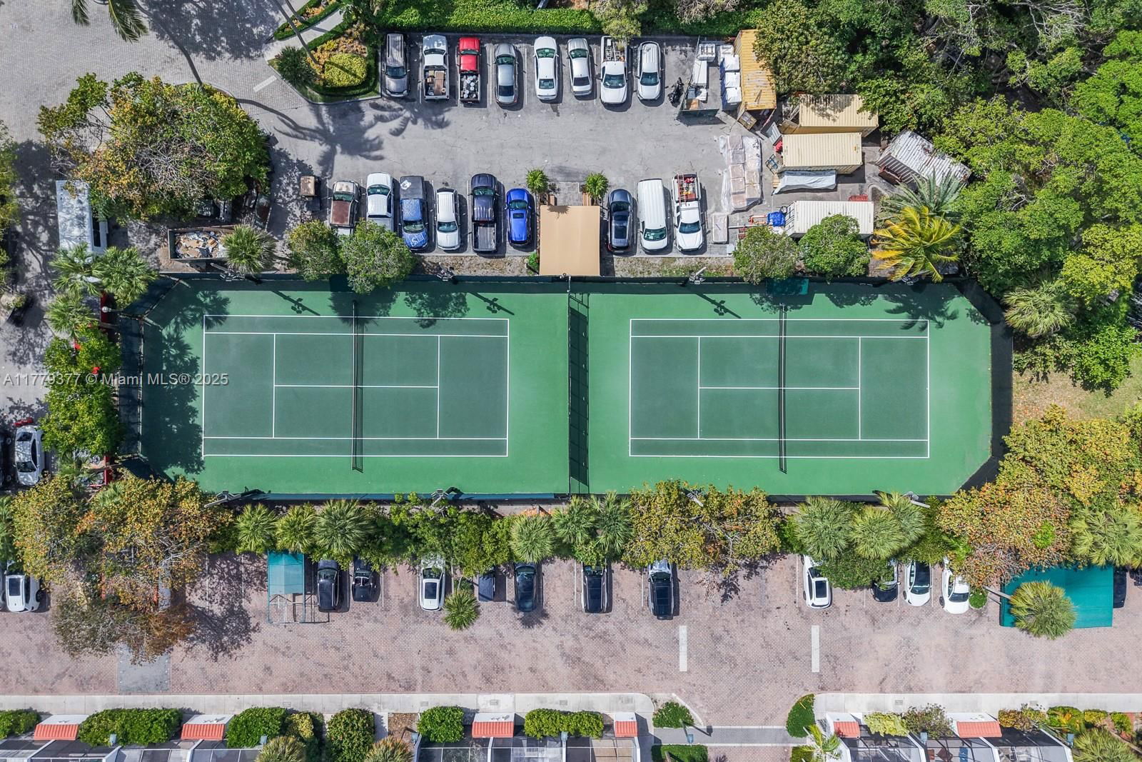 Real estate property located at 1121 Crandon Blvd F702, Miami-dade, Towers Of Key Biscayne Co, Key Biscayne, FL
