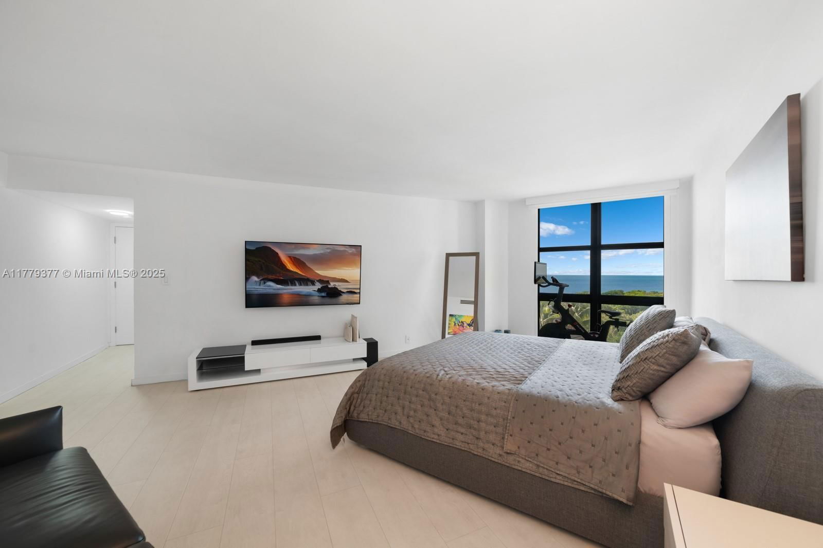 Real estate property located at 1121 Crandon Blvd F702, Miami-dade, Towers Of Key Biscayne Co, Key Biscayne, FL