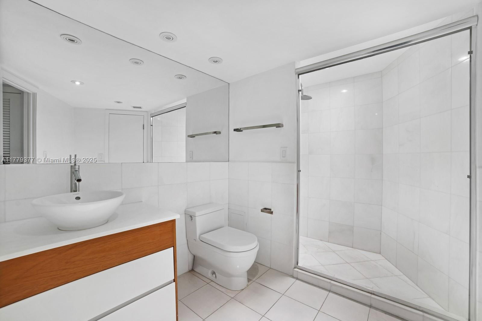 Real estate property located at 1121 Crandon Blvd F702, Miami-dade, Towers Of Key Biscayne Co, Key Biscayne, FL