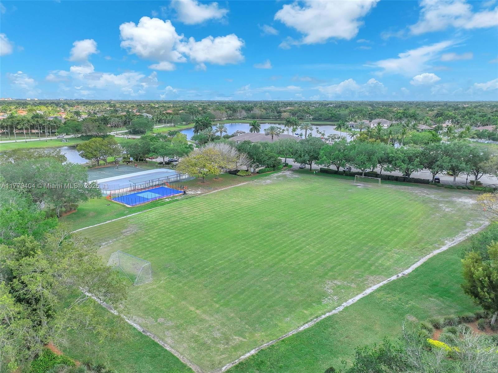 Real estate property located at 1617 Zenith Way, Broward, Sector 2-parcels 21a 25 2, Weston, FL