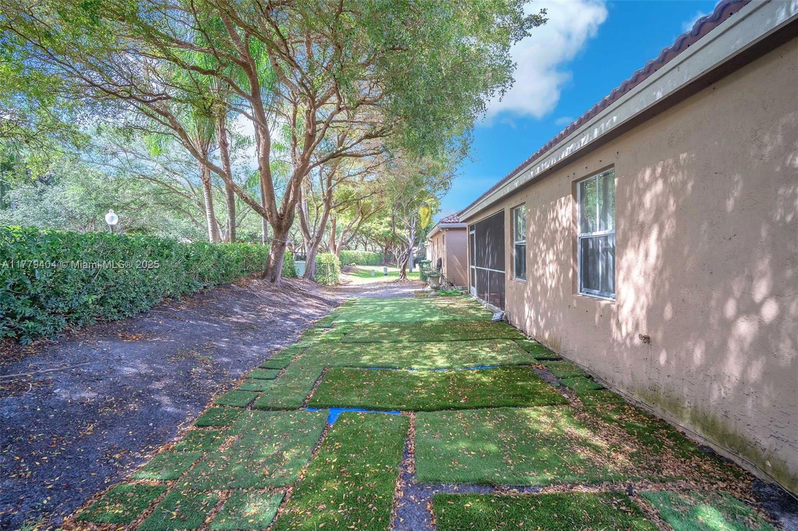 Real estate property located at 1617 Zenith Way, Broward, Sector 2-parcels 21a 25 2, Weston, FL