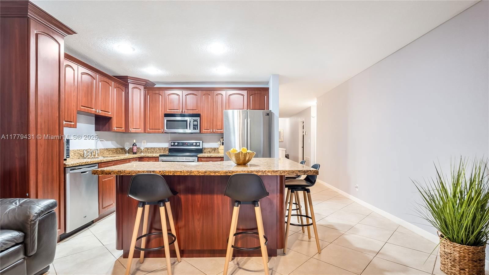 Real estate property located at 3820 Coral Springs Dr, Broward, Chevy Chase, Coral Springs, FL
