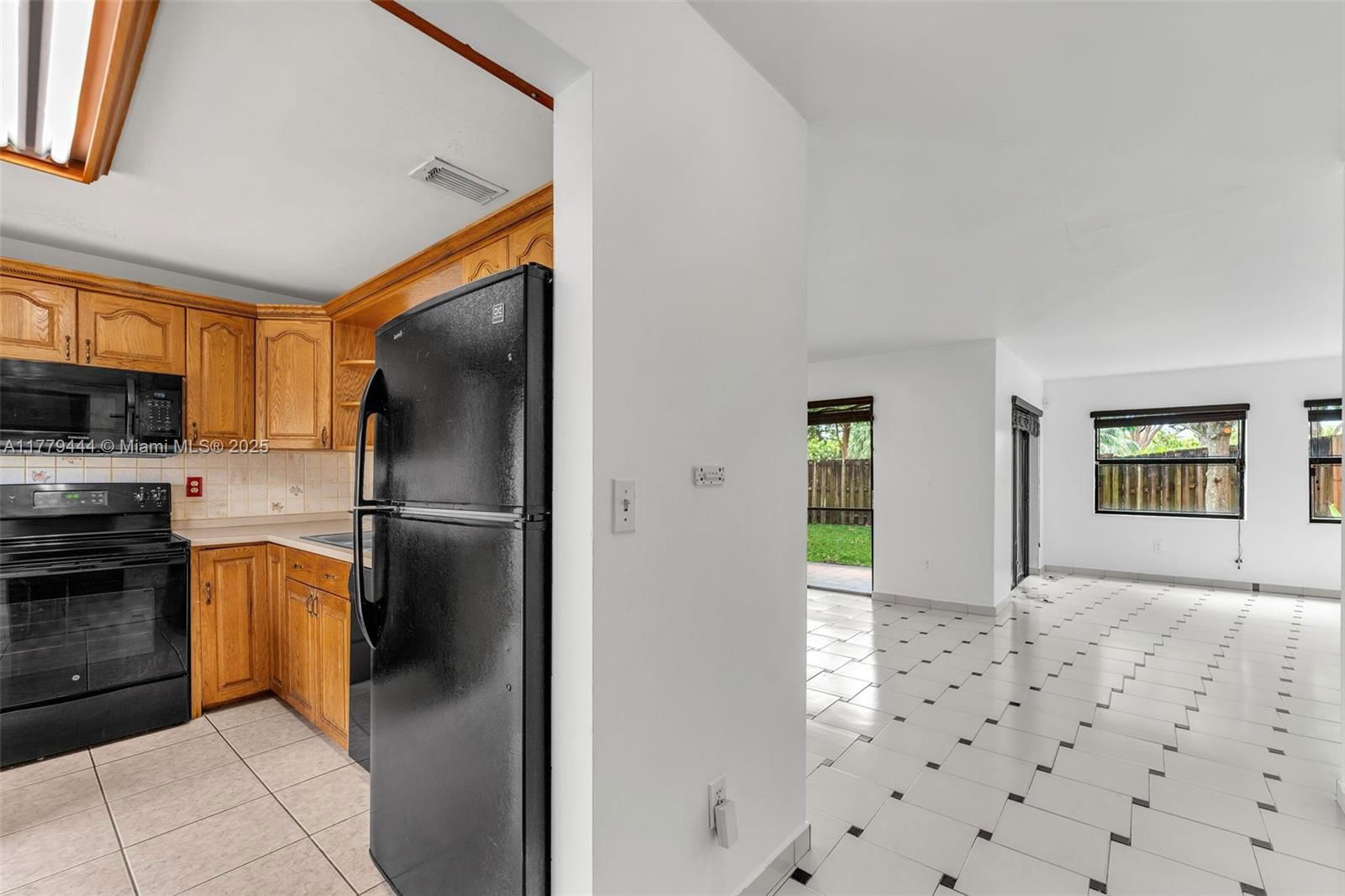 Real estate property located at 15026 96th Ter, Miami-dade, Hammocks Sec 3, Miami, FL