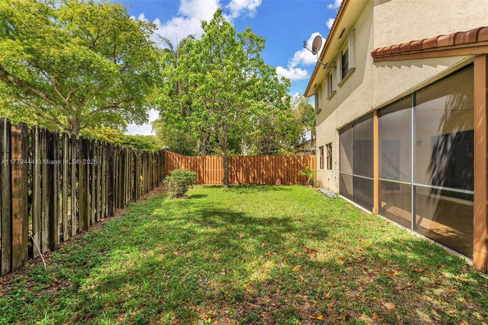 Real estate property located at 15026 96th Ter, Miami-dade, Hammocks Sec 3, Miami, FL