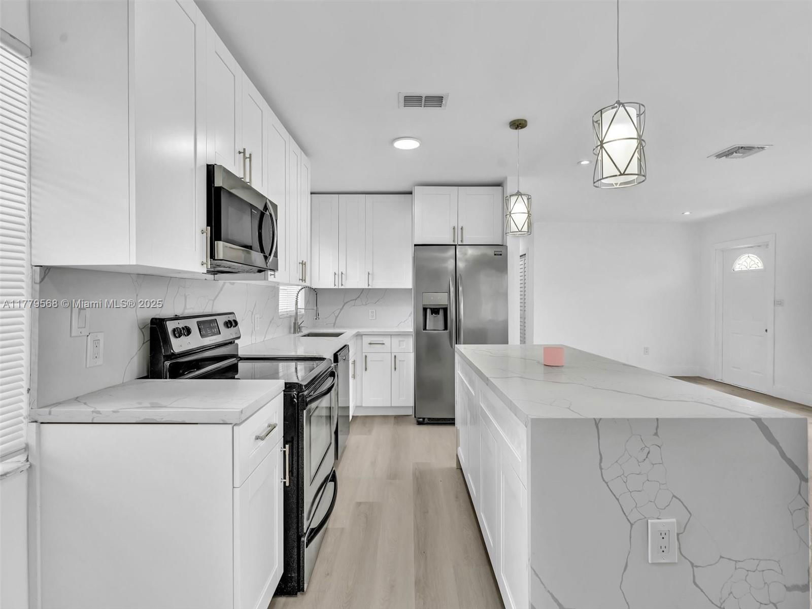 Real estate property located at 3431 6th Ct, Broward, New Browardale, Lauderhill, FL
