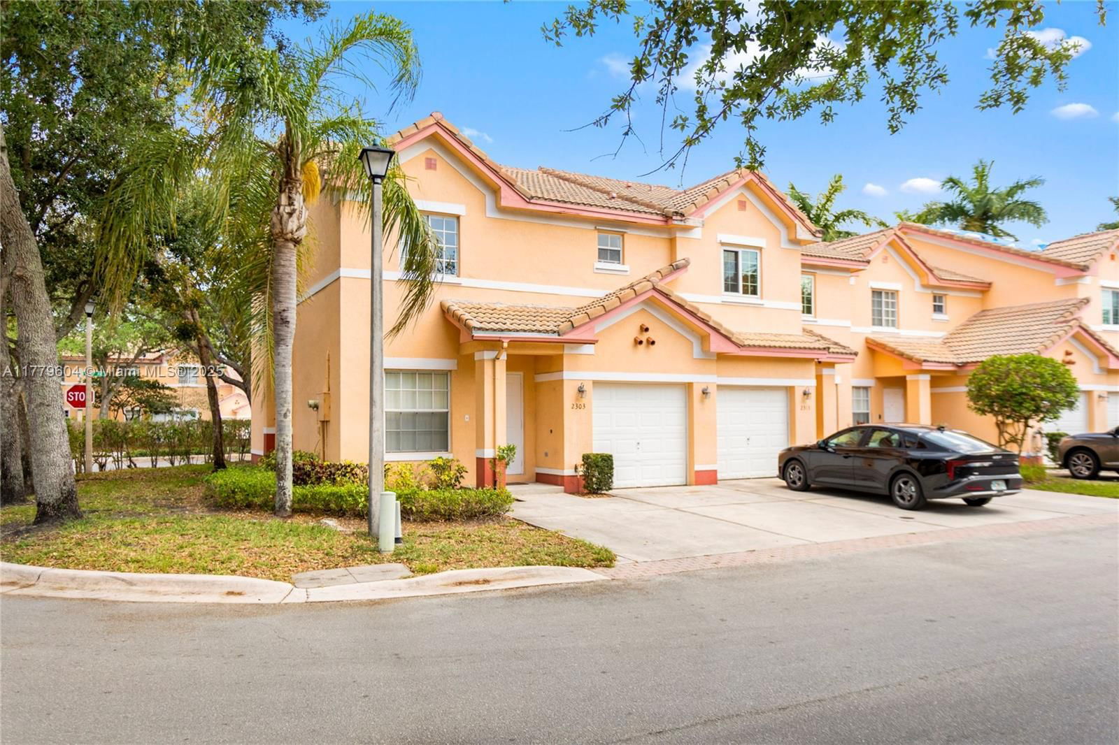 Real estate property located at 2303 87th Ter, Broward, University Park, Miramar, FL