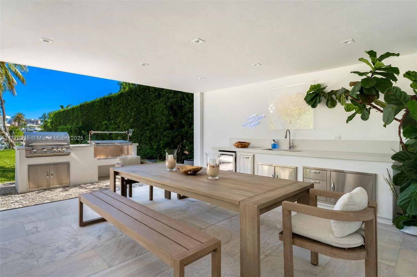 Real estate property located at 481 Mashta Drive, Miami-dade, Smugglers Cove, Key Biscayne, FL