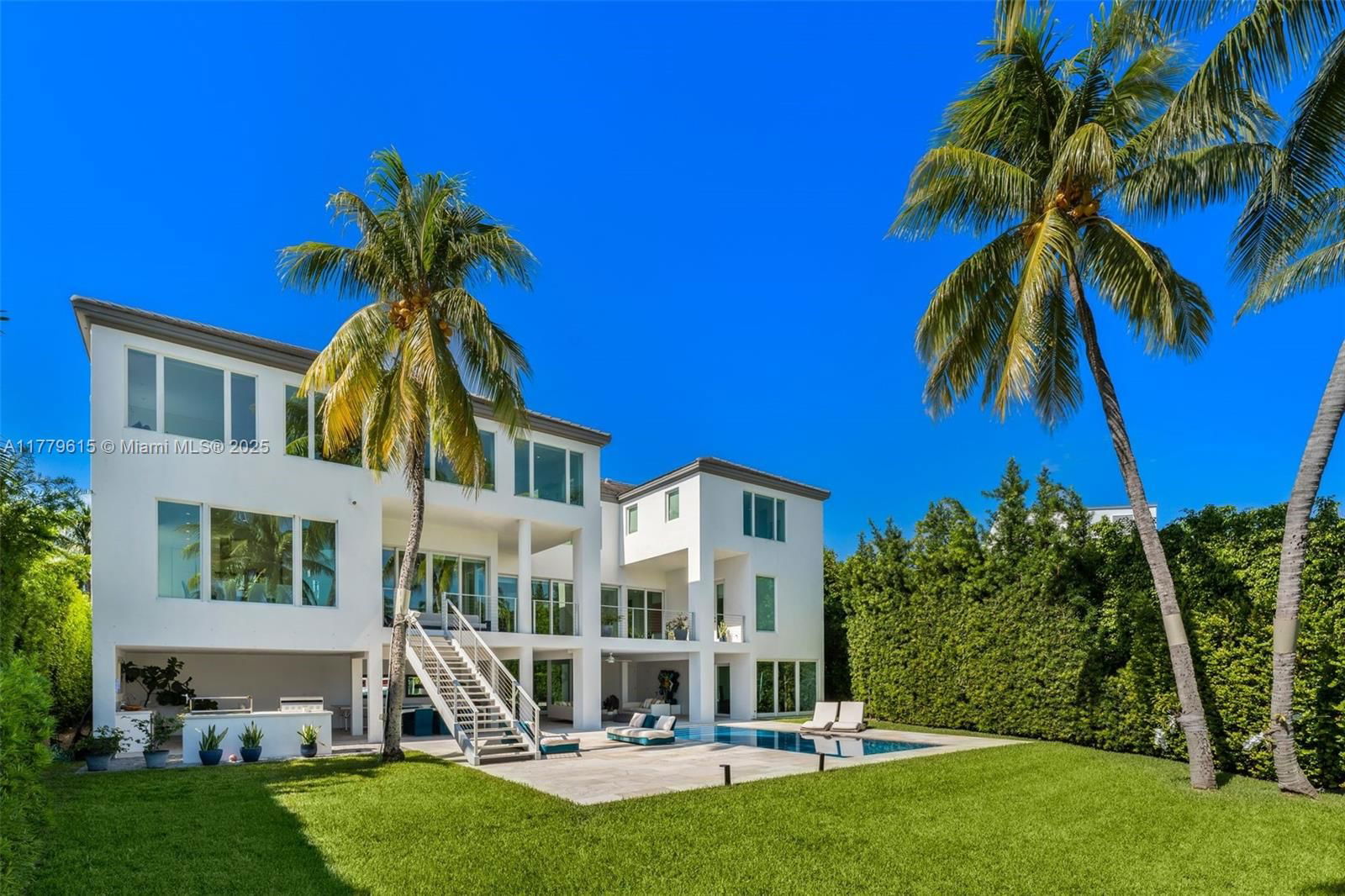 Real estate property located at 481 Mashta Drive, Miami-dade, Smugglers Cove, Key Biscayne, FL