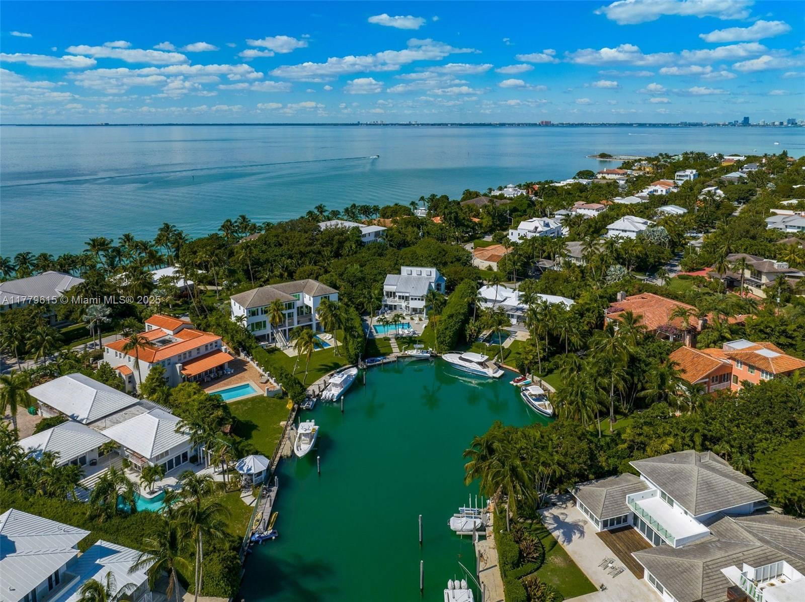 Real estate property located at 481 Mashta Drive, Miami-dade, Smugglers Cove, Key Biscayne, FL