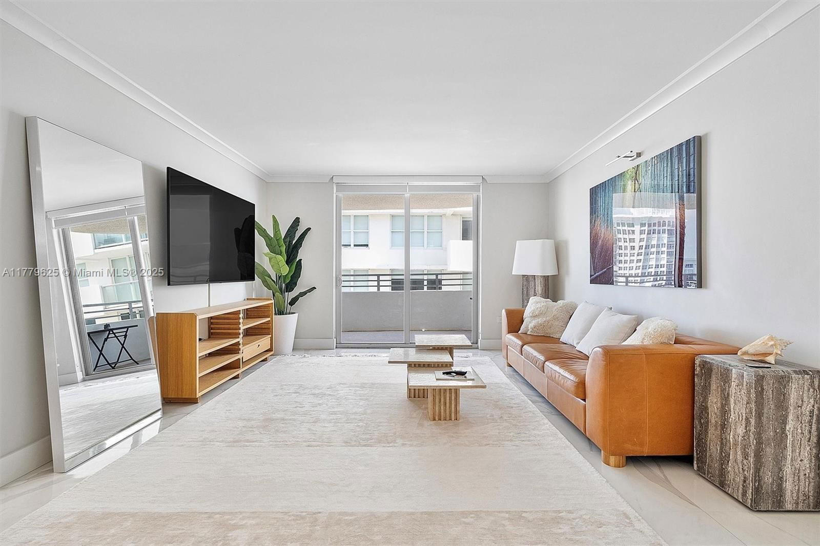 Real estate property located at 5555 Collins Ave #16B, Miami-dade, Oceanside Plaza Condo, Miami Beach, FL