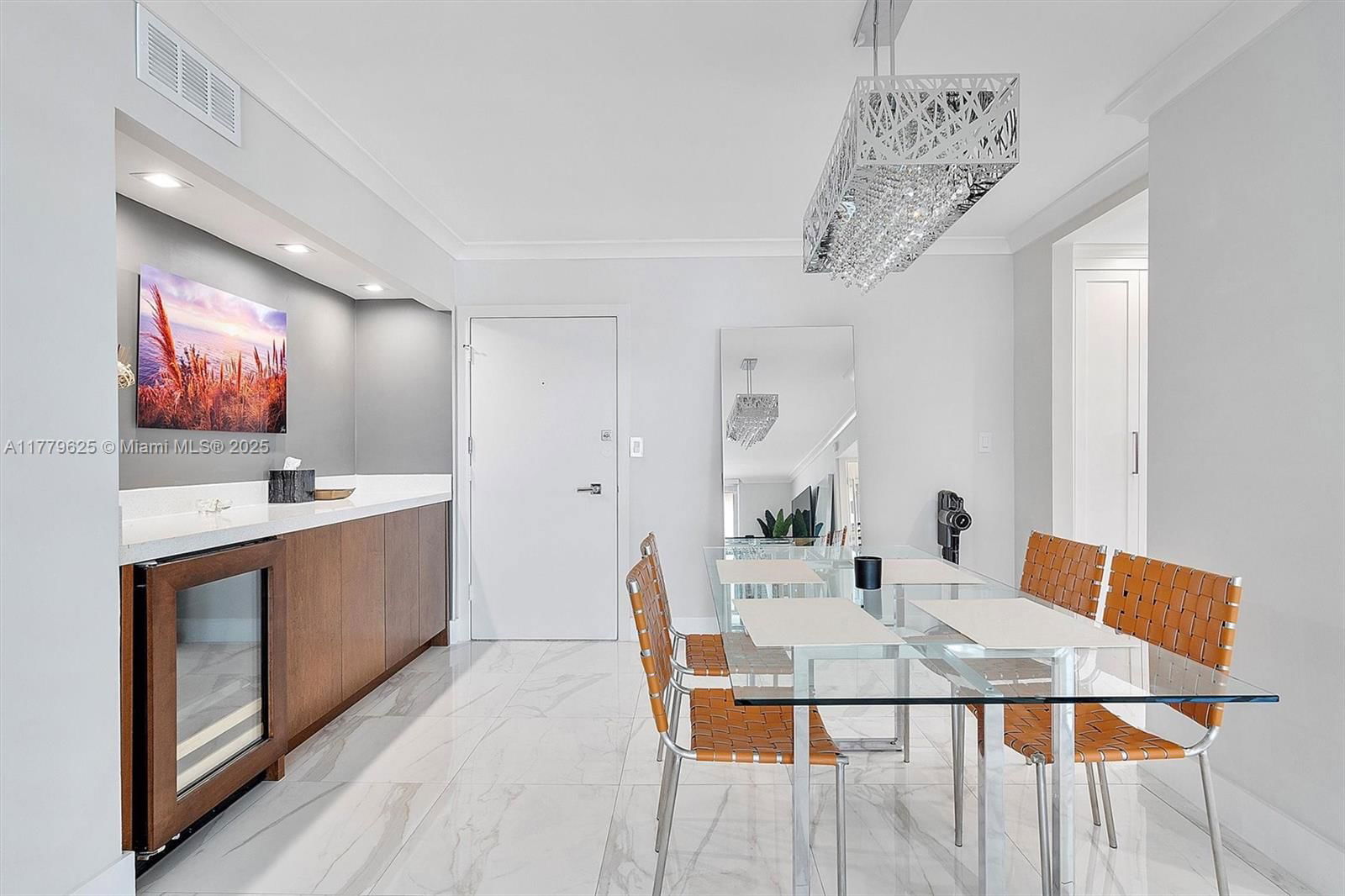 Real estate property located at 5555 Collins Ave #16B, Miami-dade, Oceanside Plaza Condo, Miami Beach, FL