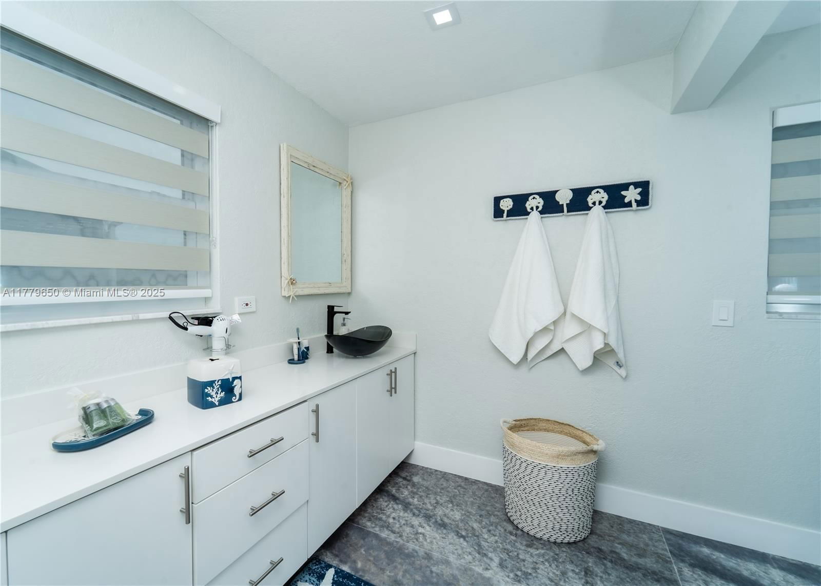 Real estate property located at 25 Blackwater Ln, Monroe, Paradise Point Cove, Key Largo, FL