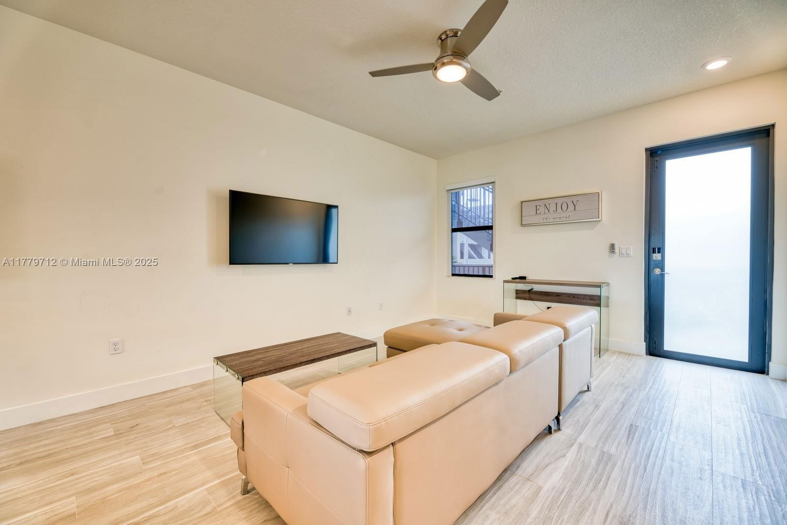 Real estate property located at 7831 104 Ave #23, Miami-dade, Apex, Doral, FL