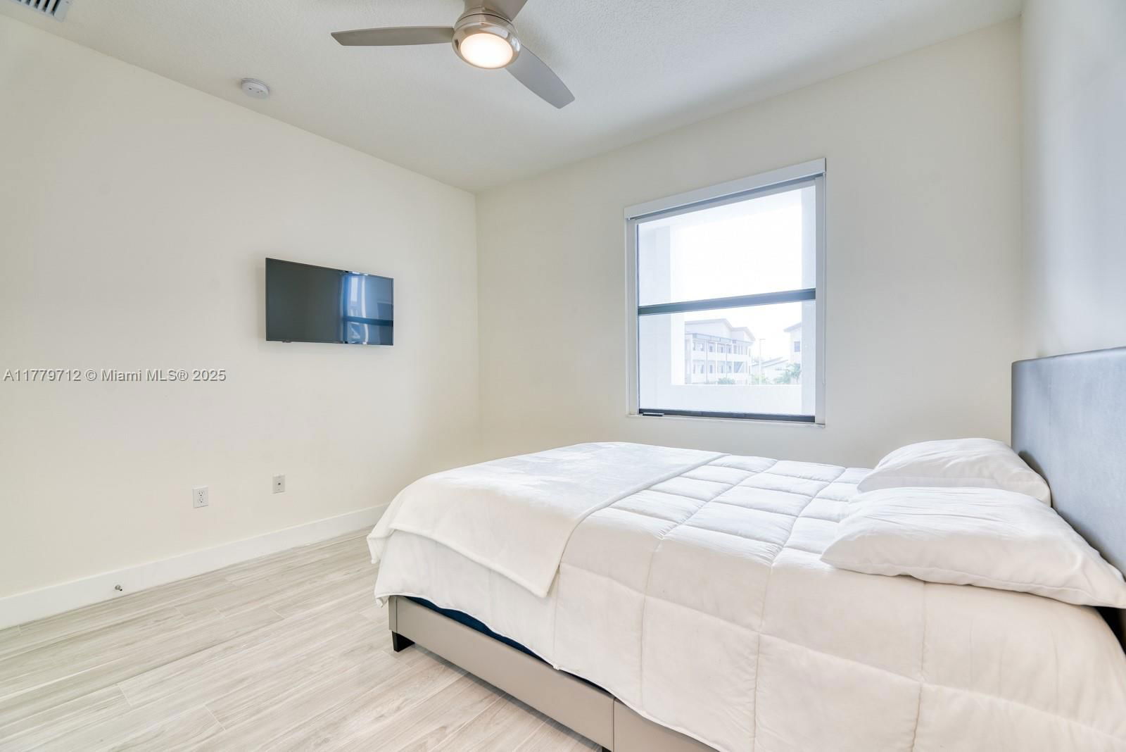 Real estate property located at 7831 104 Ave #23, Miami-dade, Apex, Doral, FL