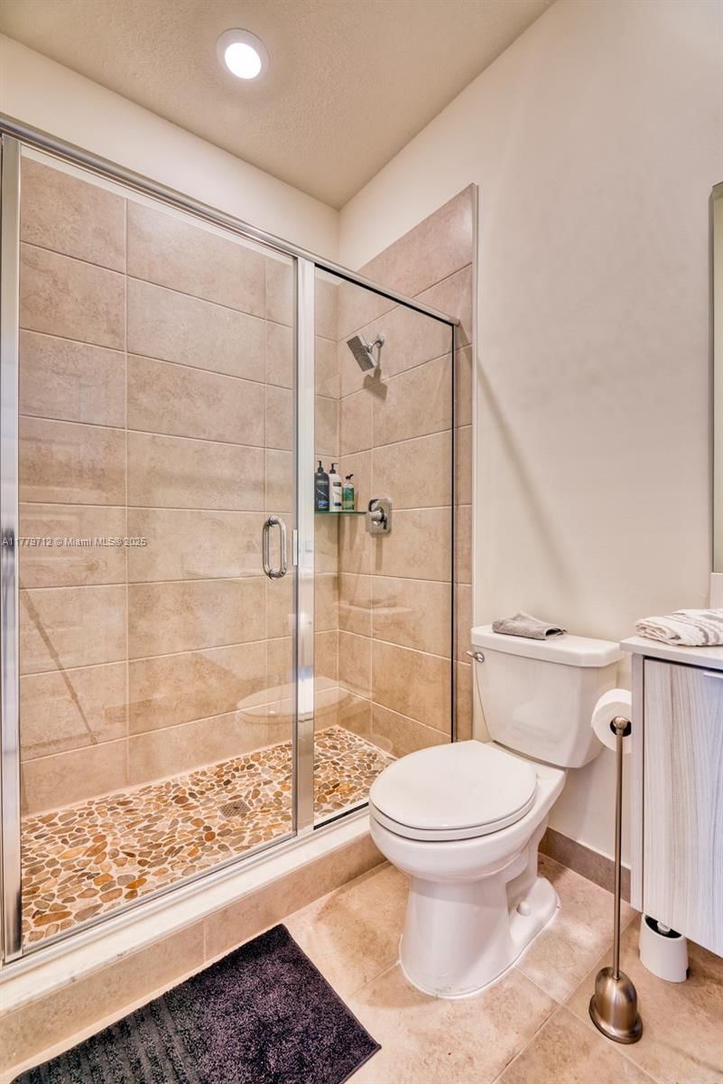 Real estate property located at 7831 104 Ave #23, Miami-dade, Apex, Doral, FL
