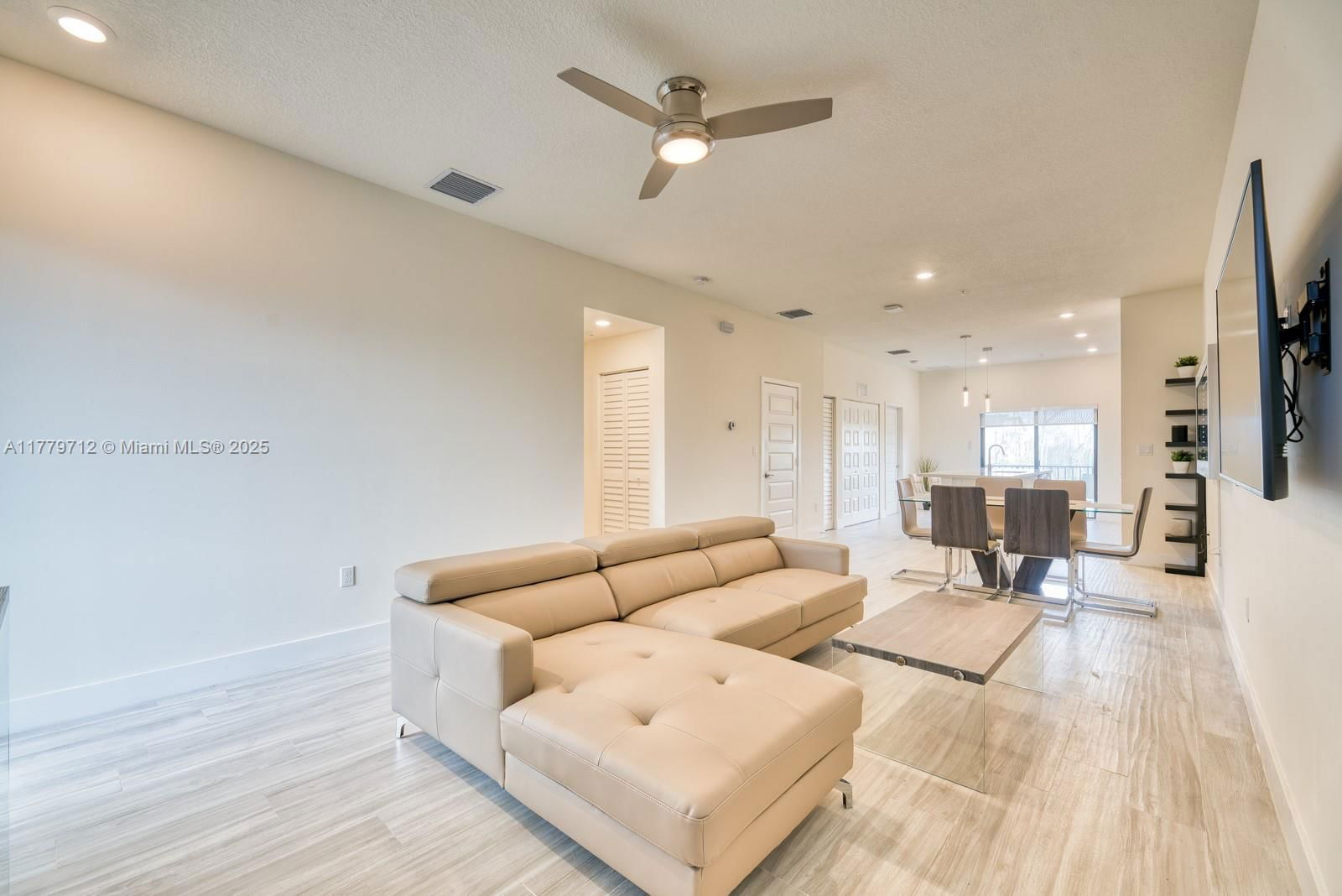 Real estate property located at 7831 104 Ave #23, Miami-dade, Apex, Doral, FL