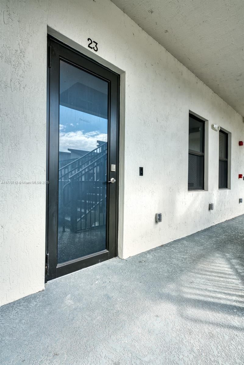 Real estate property located at 7831 104 Ave #23, Miami-dade, Apex, Doral, FL